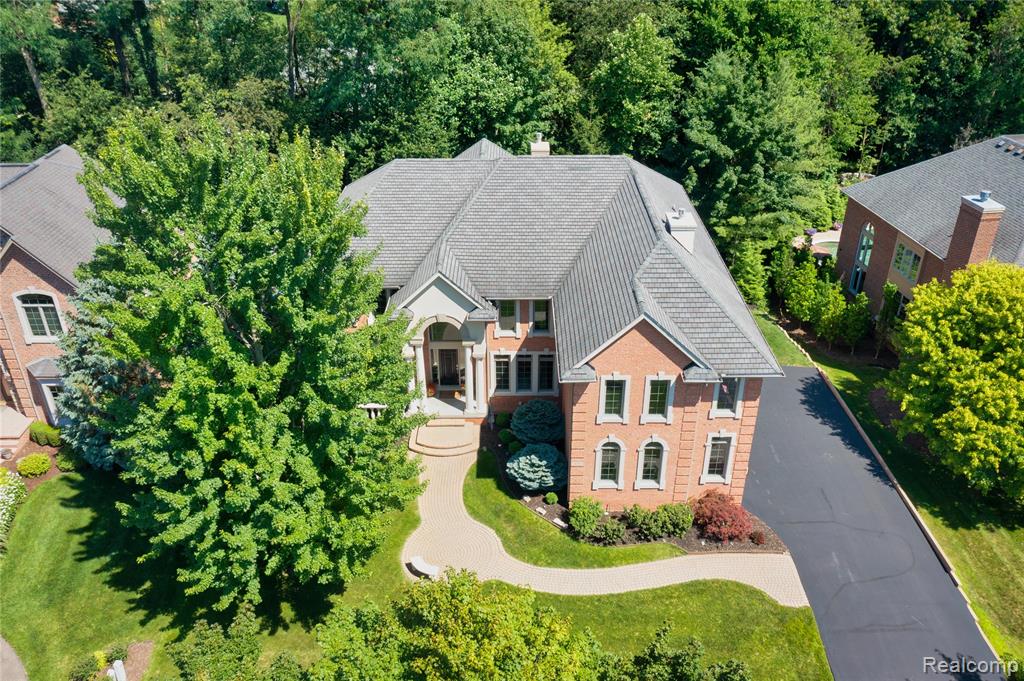 4575 Forest Edge Lane N, West Bloomfield, MI 48323 — Photo 71