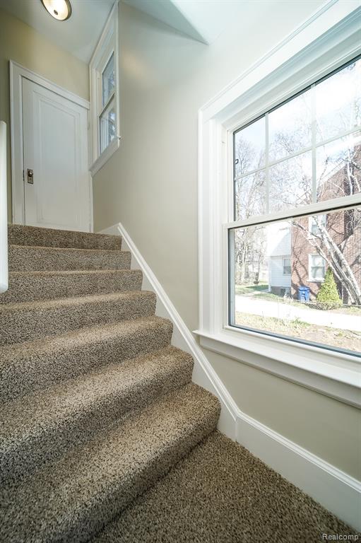 11399 Seminole, Redford, MI 48239 — Photo 35
