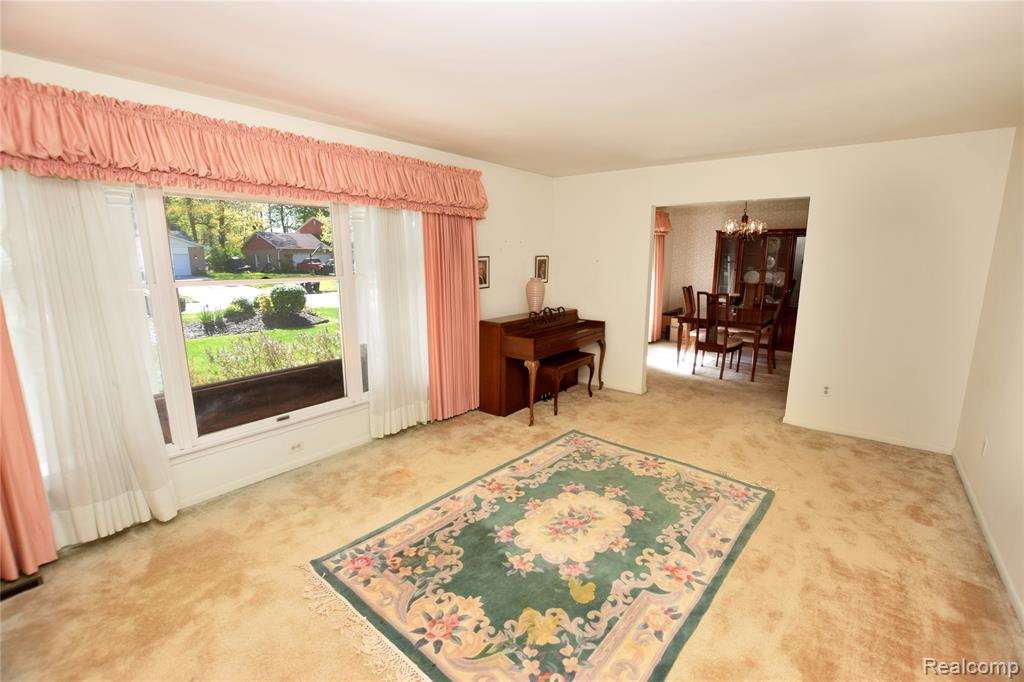 1349 Ox Yoke Drive, Flint, MI 48532 — Photo 2