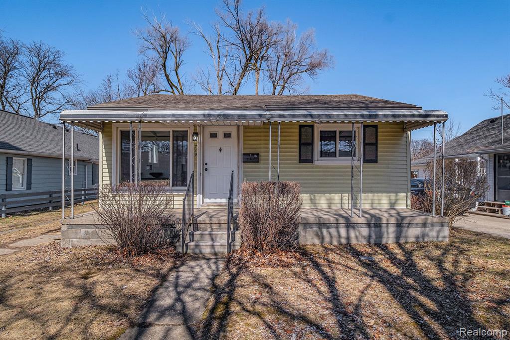 719 E TENNYSON Avenue, Pontiac, MI 48340 — Photo 2