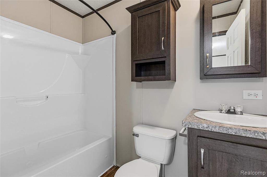 46545 Le Grande Boulevard, 978, Macomb, MI 48044 — Photo 11