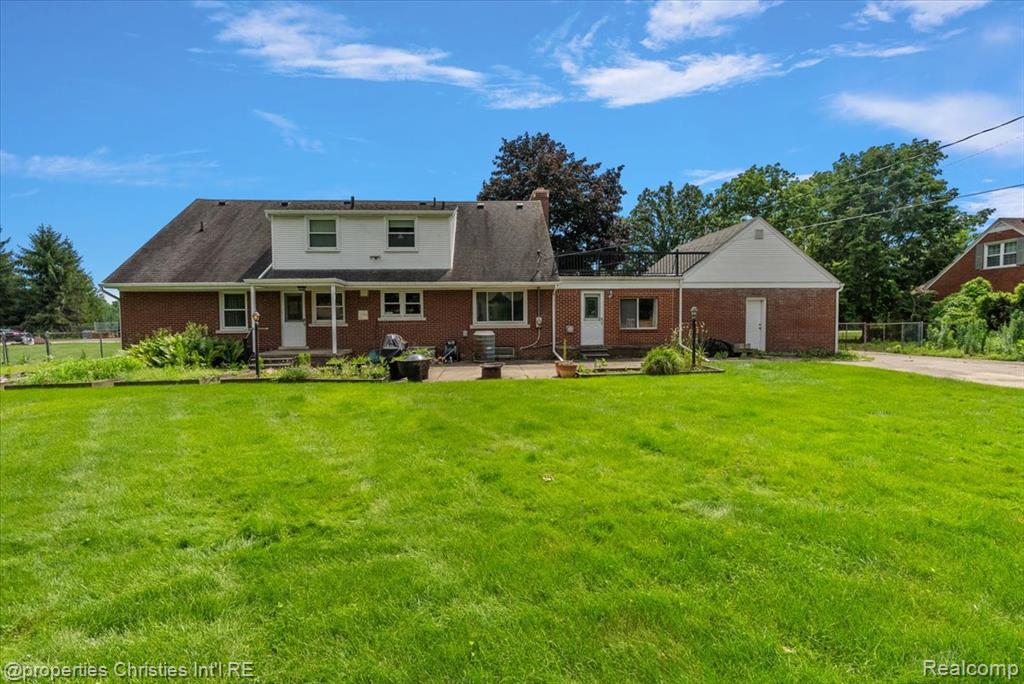 14700 Fox, Redford, MI 48239 — Photo 8