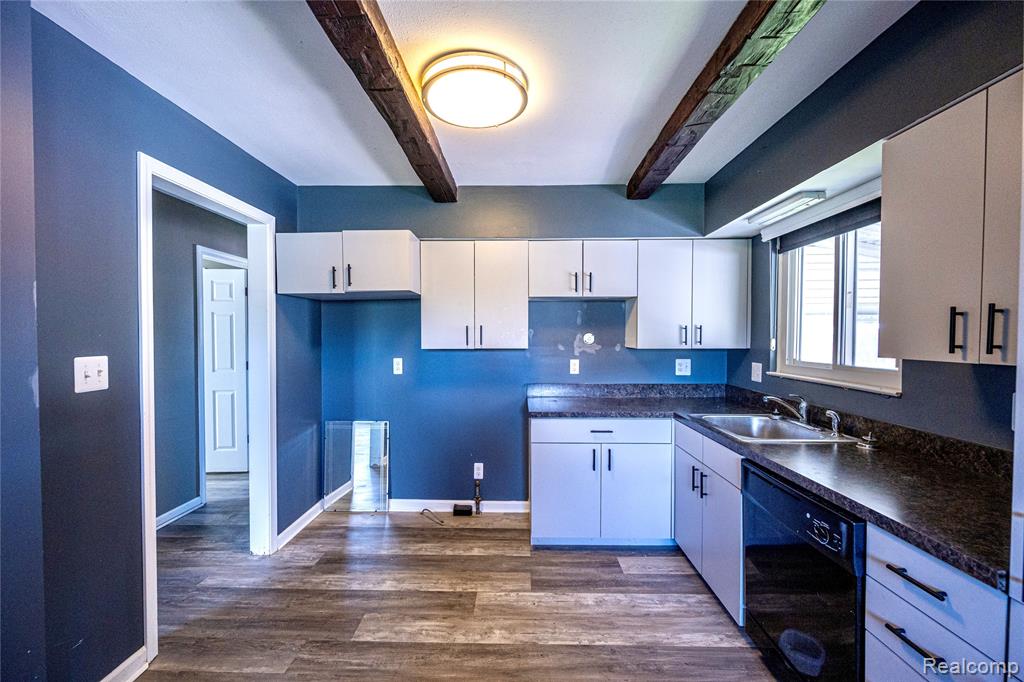 26155 Groveland Street, Madison Heights, MI 48071 — Photo 2