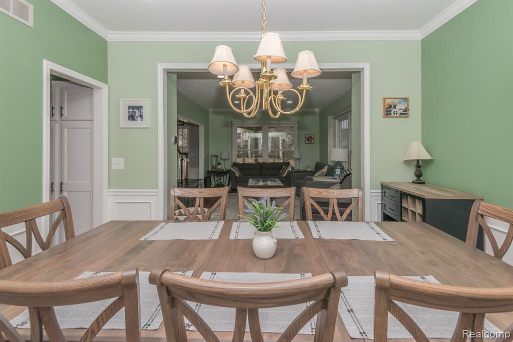 46009 WINDRIDGE Lane, Canton, MI 48188 — Photo 17