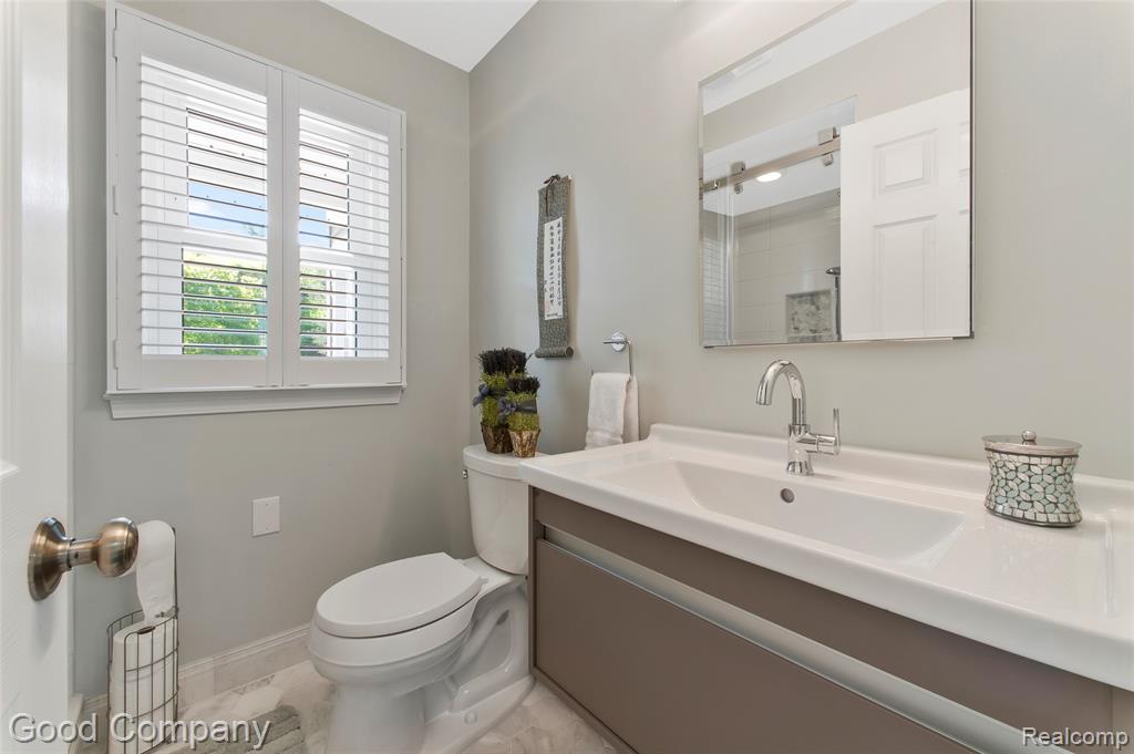 4230 Orchard Way, Bloomfield Hills, MI 48301 — Photo 31