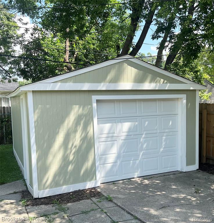 7069 Orchard Avenue, Warren, MI 48091 — Photo 19