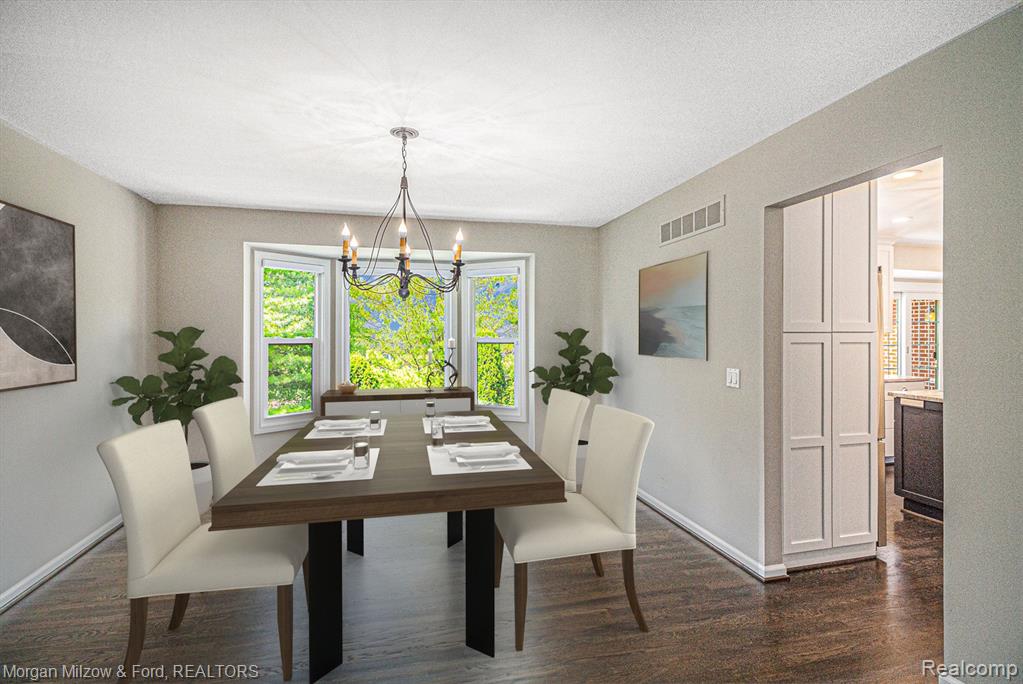 6822 Hubbard Circle, Clarkston, MI 48348 — Photo 13