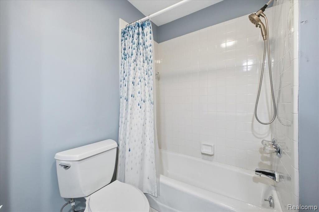 3338 Breckland Court, Ann Arbor, MI 48108 — Photo 31