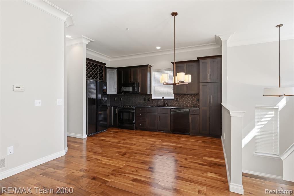 39750 ROCKCREST Circle, Northville, MI, 48168