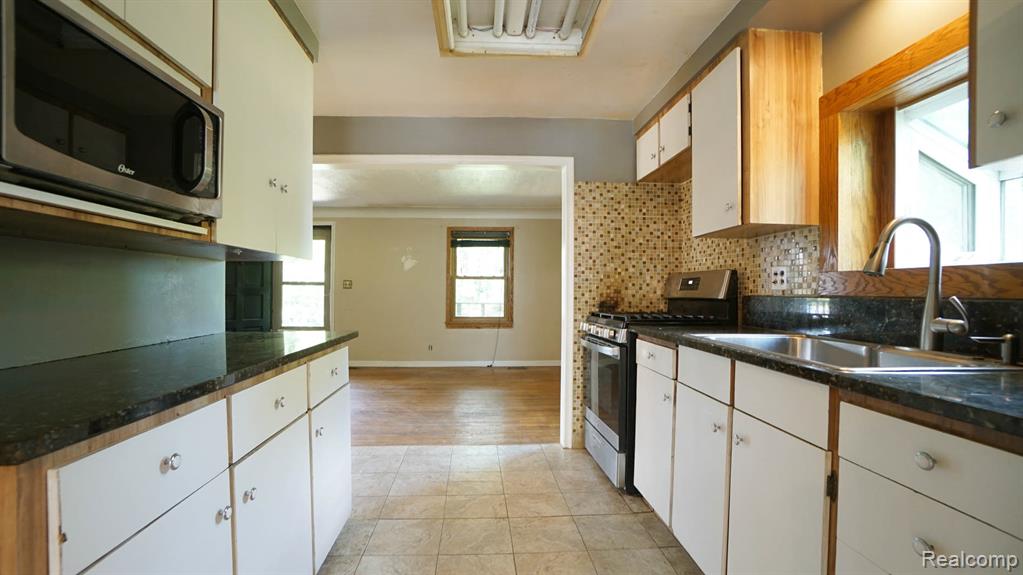 43981 S Interstate 94 Service Drive, Belleville, MI 48111 — Photo 31