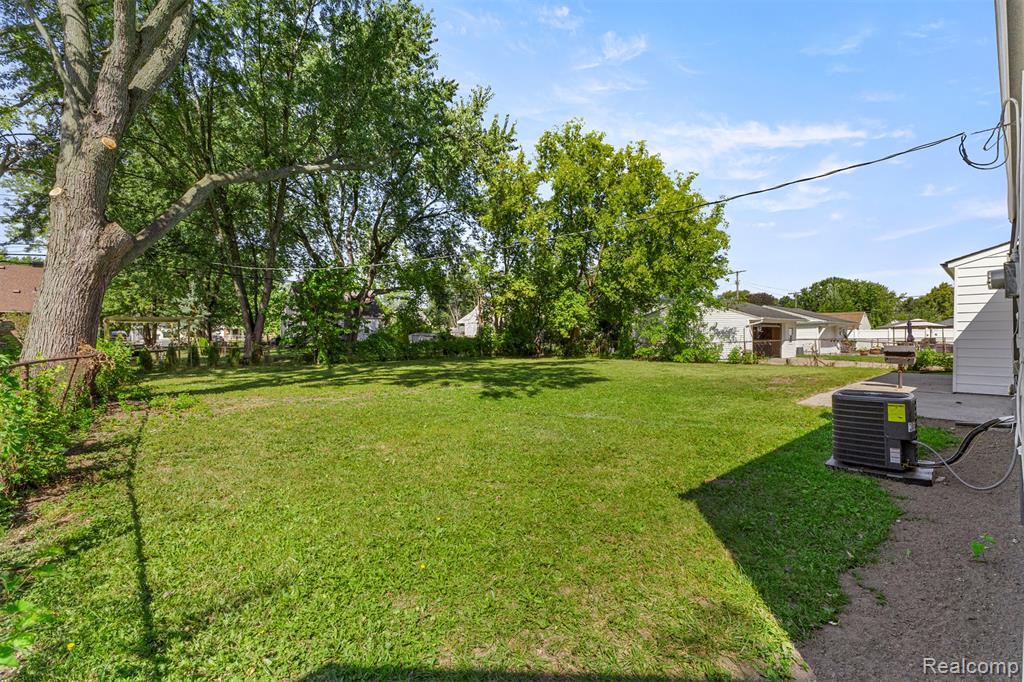 5925 Gilman Street, Garden City, MI — Photo 37