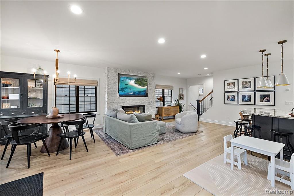 606 Golf Avenue, Royal Oak, MI 48073 — Photo 17