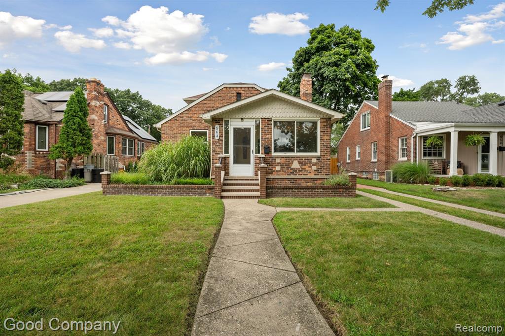 964 W LEWISTON Avenue, Ferndale, MI 48220 — Photo 4