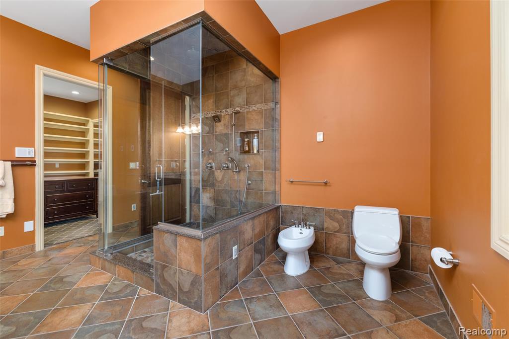 7432 Foxburg Court, Clarkston, MI 48348 — Photo 40