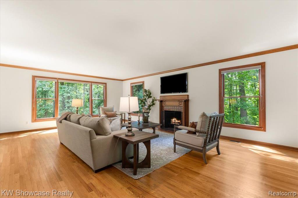 625 CUMBERLAND Trail, Milford, MI 48381 — Photo 8