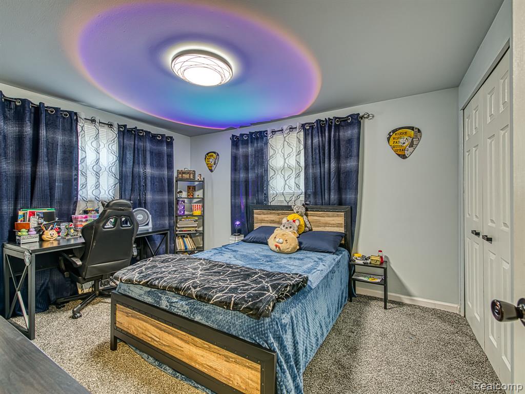 9514 Cass Avenue, Taylor, MI 48180 — Photo 8