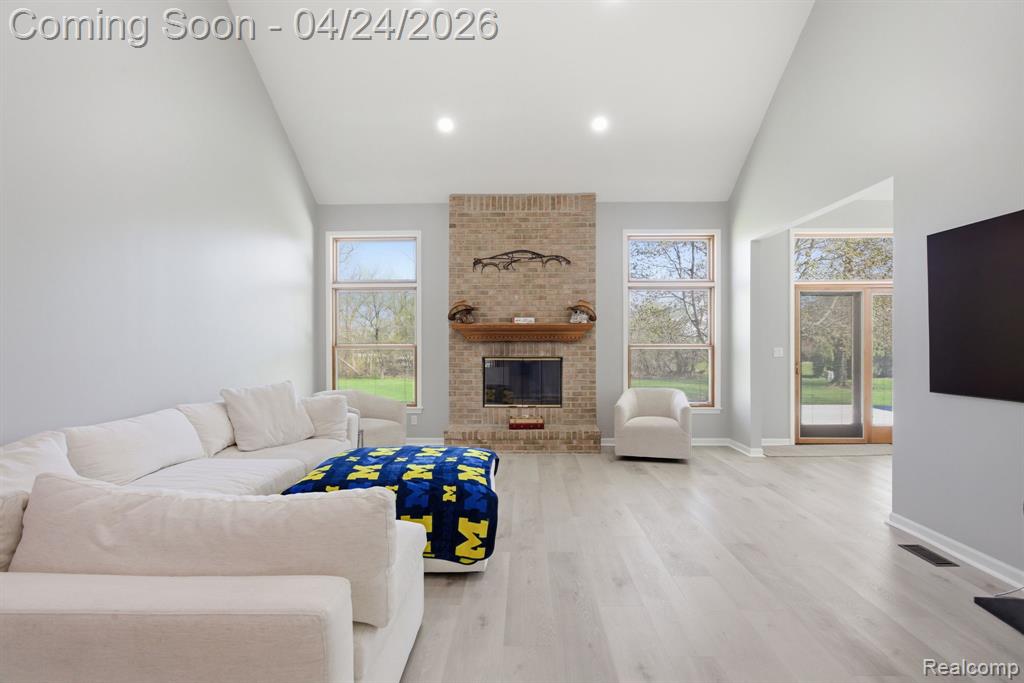 8488 Annette Avenue, Grosse Ile, MI 48138 — Photo 12