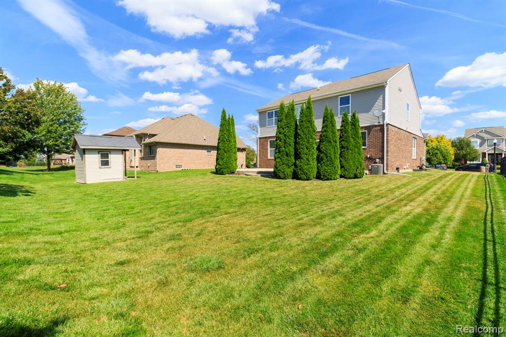 50219 Cheltenham Drive, Macomb, MI 48044 — Photo 34