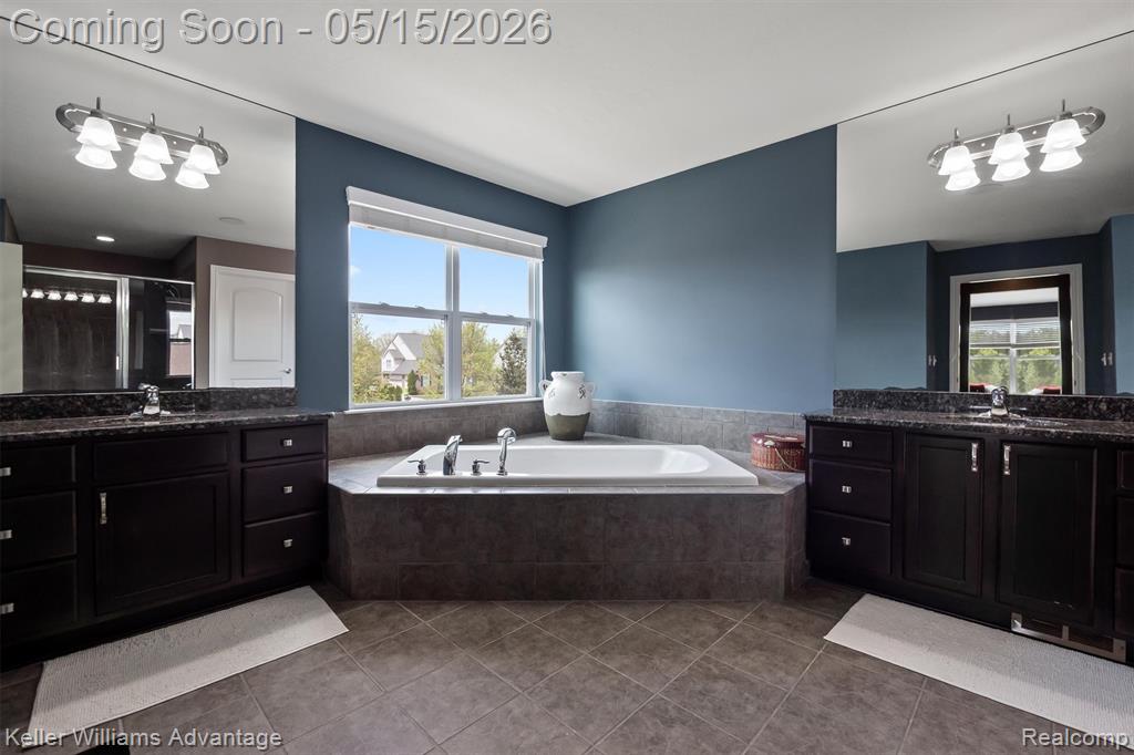 57201 Meadowcreek Circle S, South Lyon, MI 48178 — Photo 21