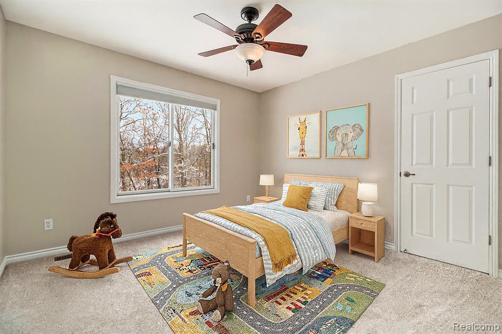 2298 Meadow Court, Leonard, MI 48367 — Photo 29