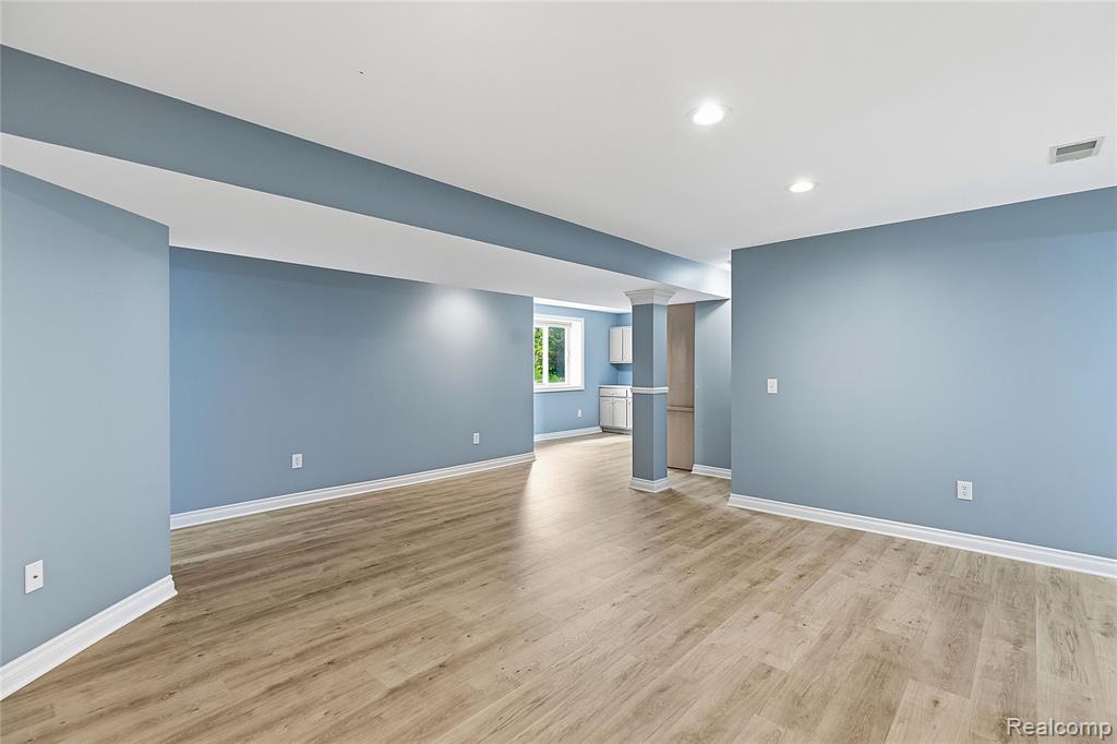 1171 Creekside Court, Burton, MI 48509 — Photo 26