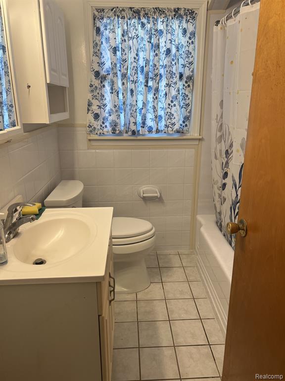 8460 Riverview Street, Dearborn Heights, MI 48127 — Photo 9