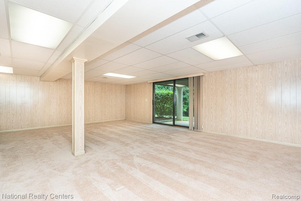 906 Wexford Way, 3, Rochester Hills, MI 48307 — Photo 17