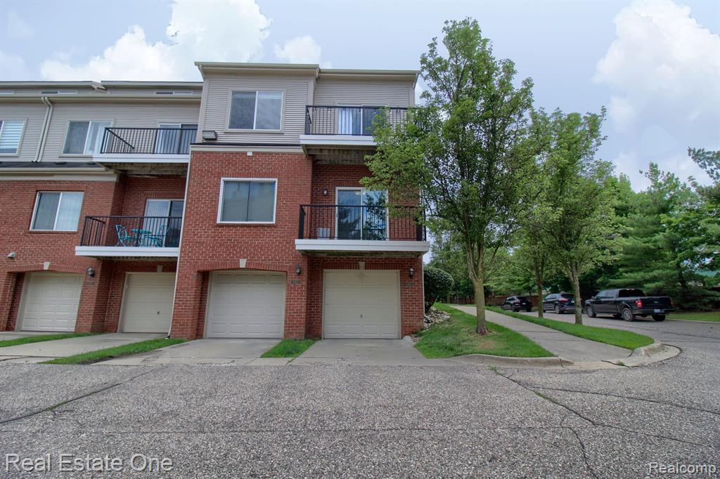 30661 ARDMORE Court, Novi, MI 48377 — Photo 24