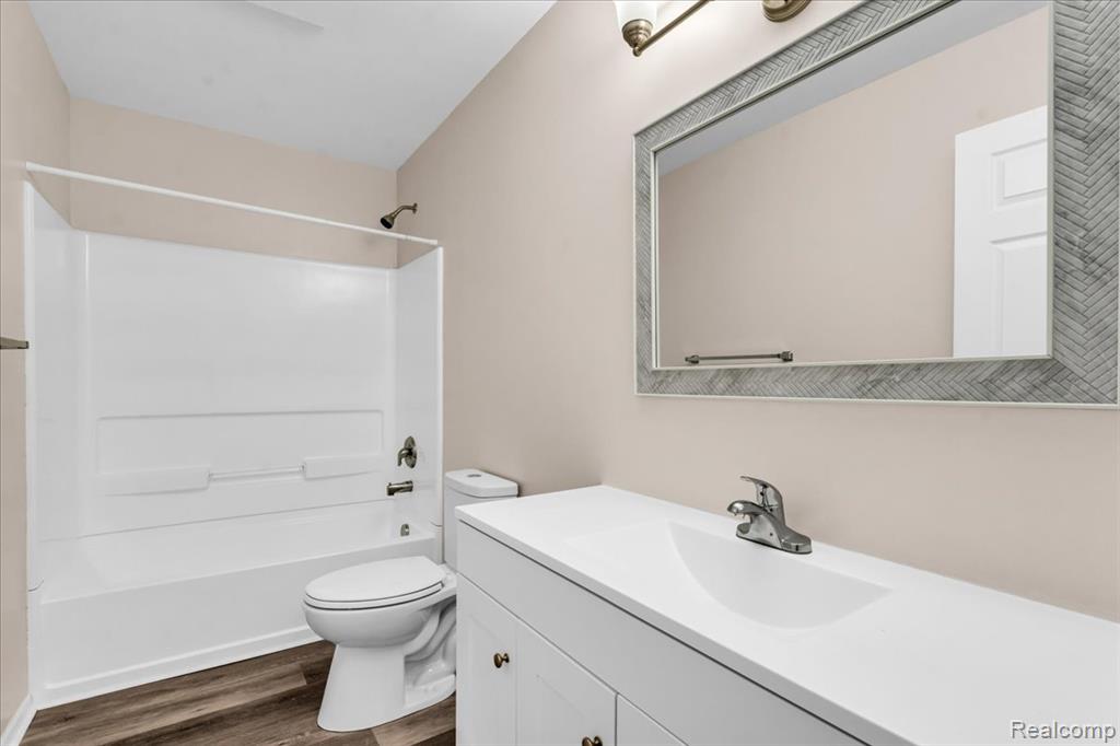 7658 Desoto Street, Detroit, MI 48238 — Photo 17
