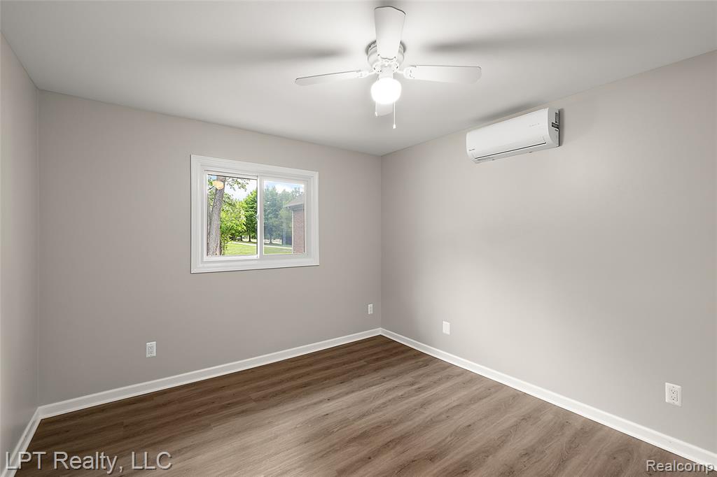 41400 Utica Road, Sterling Heights, MI 48313 — Photo 22