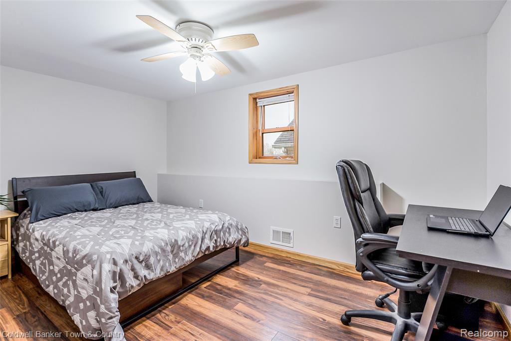 8160 Halfway Drive, Brighton, MI 48116 — Photo 21