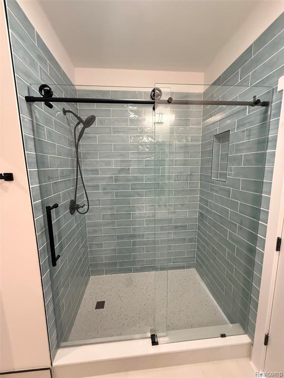 5687 Carroll Lake Road, Commerce Twp, MI 48382 — Photo 9