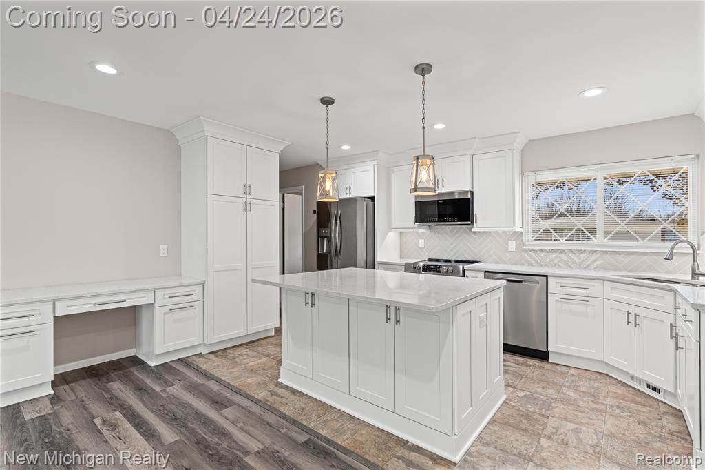 4452 Saint Martins Drive, Flint, MI 48507 — Photo 8