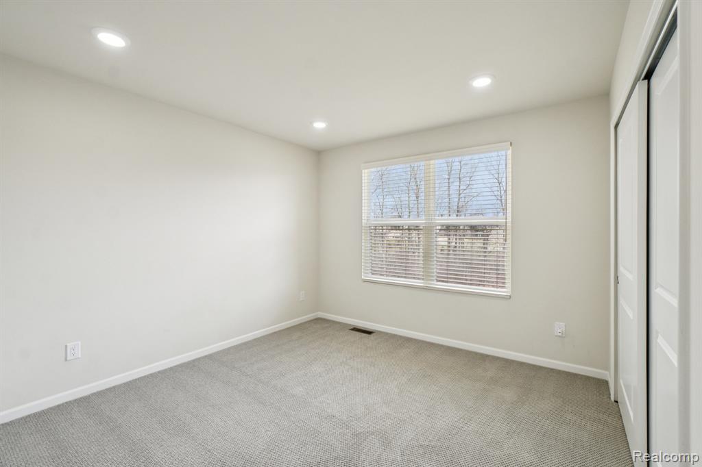 22820 Martin Road, South Lyon, MI 48178 — Photo 54