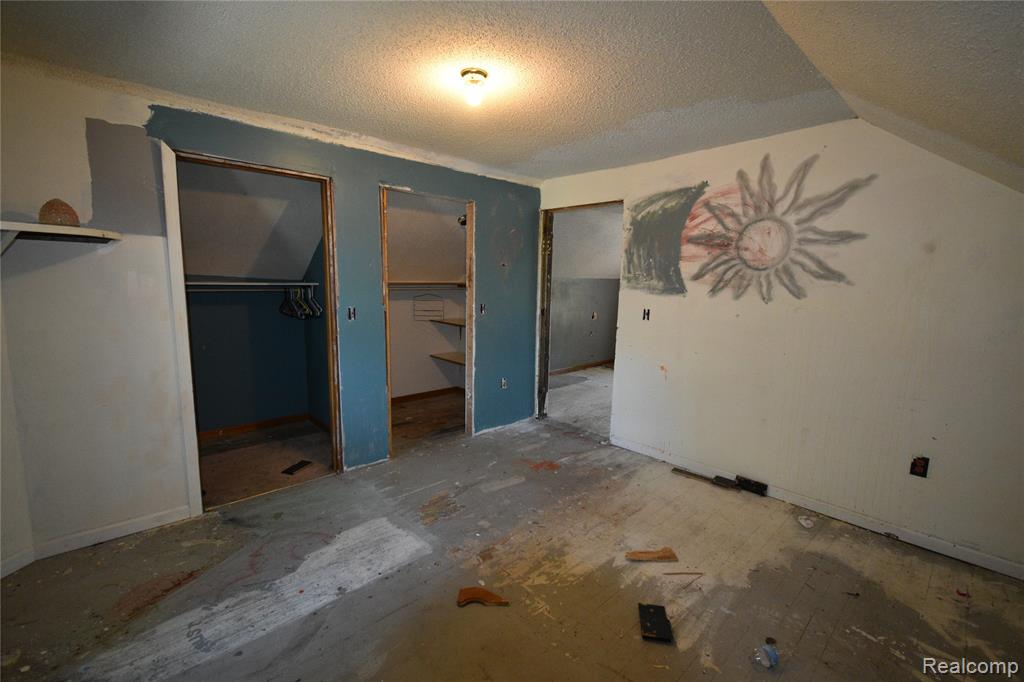 22735 Ederer Road, Merrill, MI 48637 — Photo 18