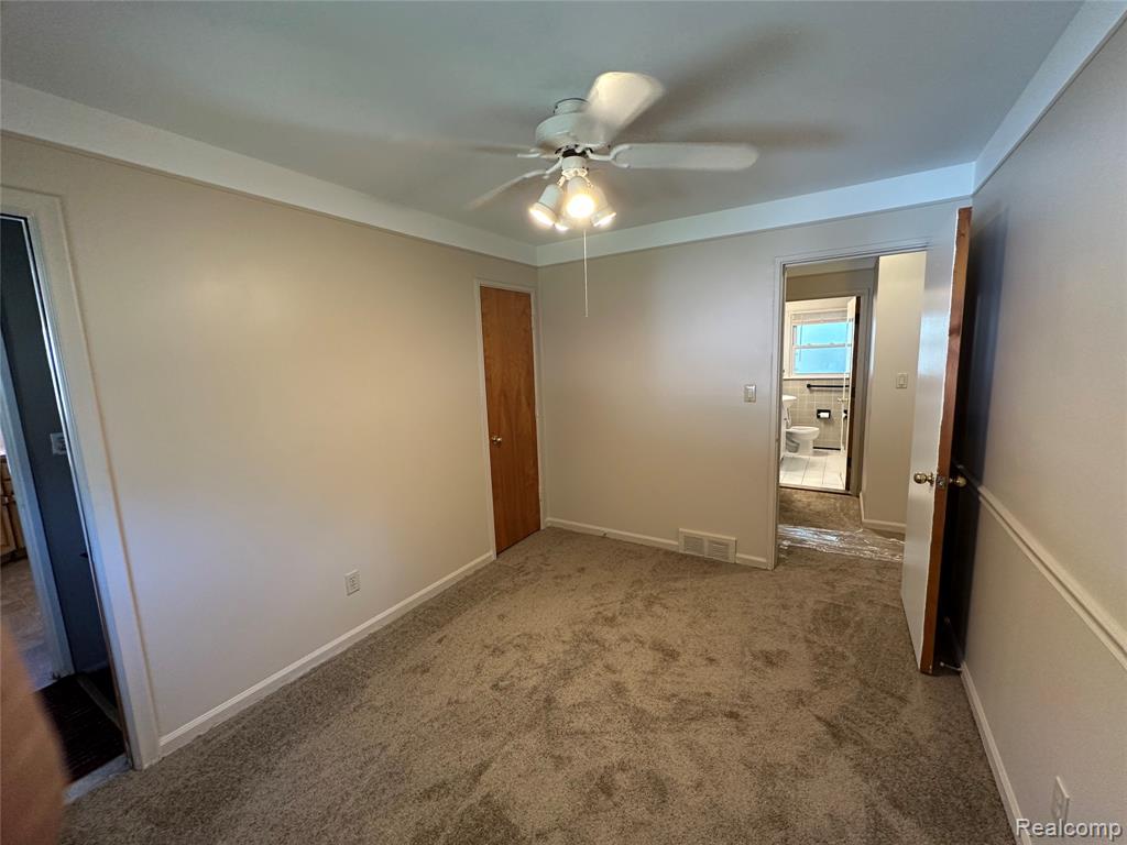 8981 Leverne, Redford, MI 48239 — Photo 9