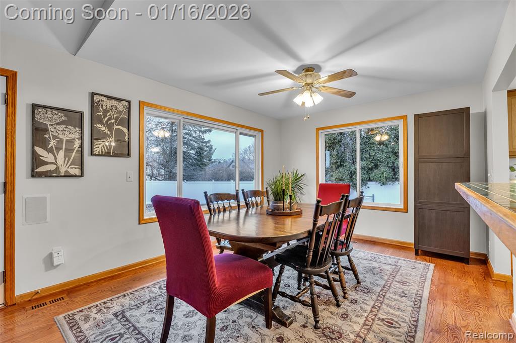 9035 Farmington Road, Livonia, MI 48150 — Photo 11
