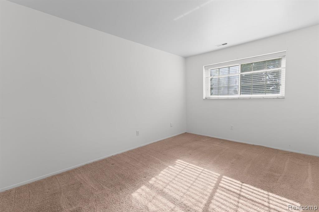 424 Baldwin Avenue, 81, Rochester, MI 48307 — Photo 19