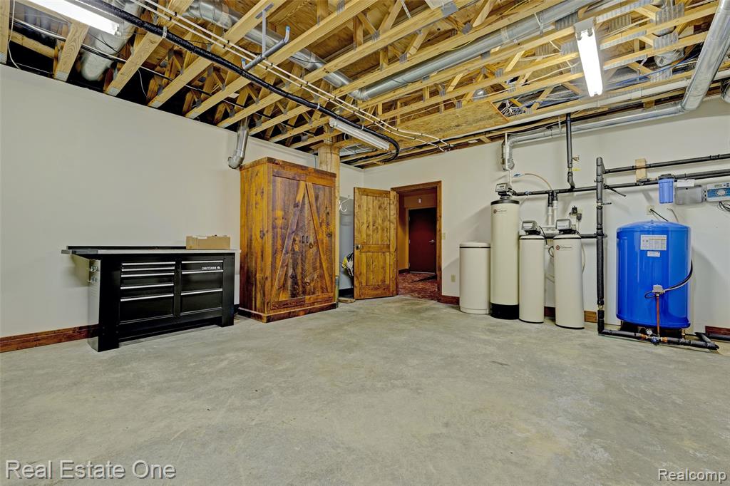 4340 Lahring Road, Holly, MI 48442 — Photo 54