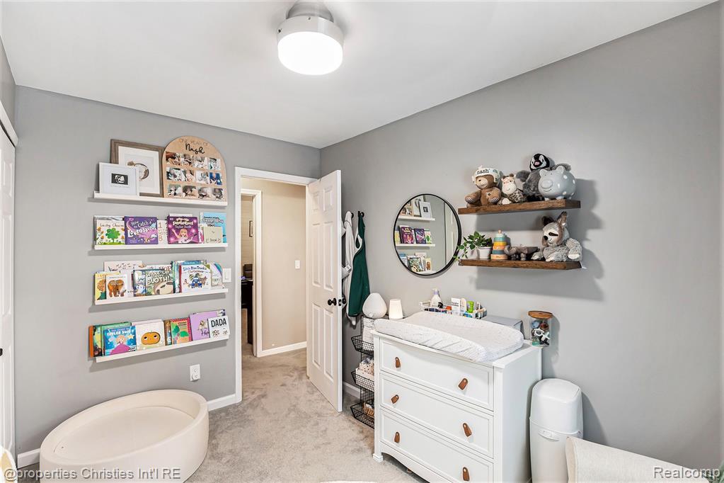 3990 Cresthaven Drive, Waterford, MI 48328 — Photo 18