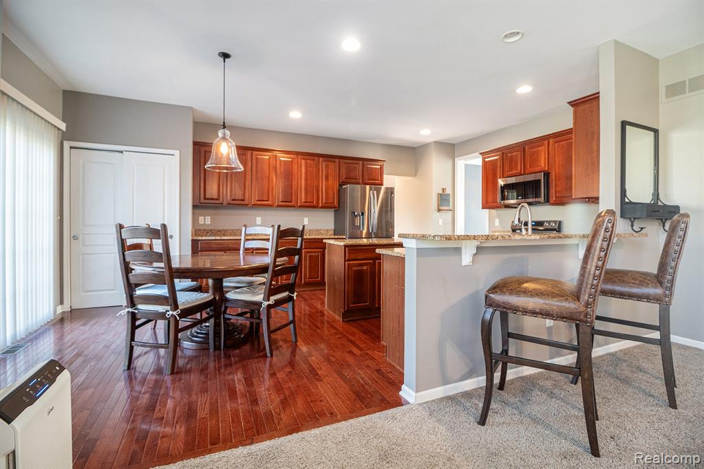 2418 Premier Lane, Canton, MI 48188 — Photo 11