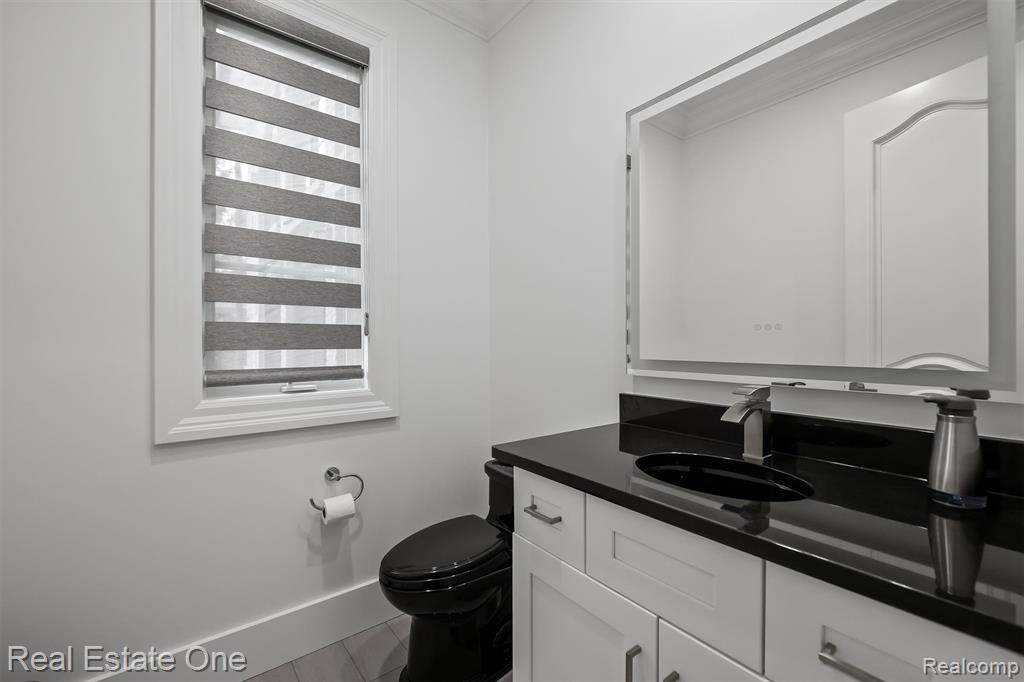 1343 Orchard Ridge Road, Bloomfield Hills, MI 48304 — Photo 21