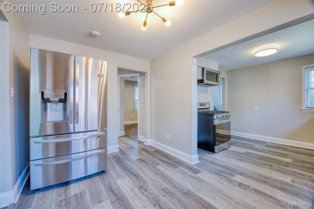 5660 Kingston Street, Dearborn Heights, MI 48125 — Photo 11