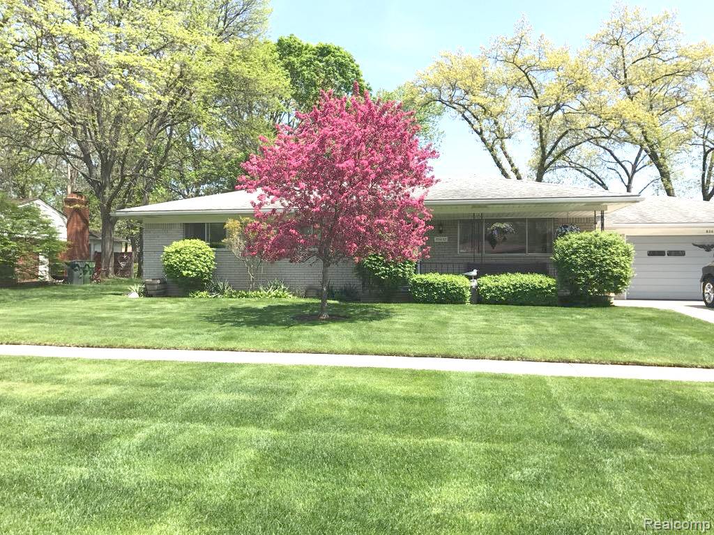 53432 Bruce Hill Drive, Shelby Twp, MI 48316 — Photo 2
