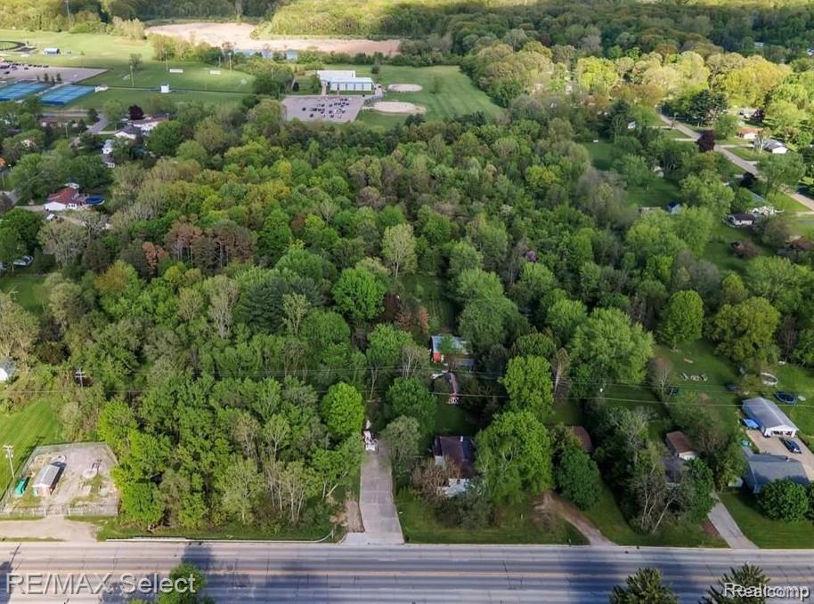 4180 N Genesee Road, Flint, MI 48506 — Photo 2