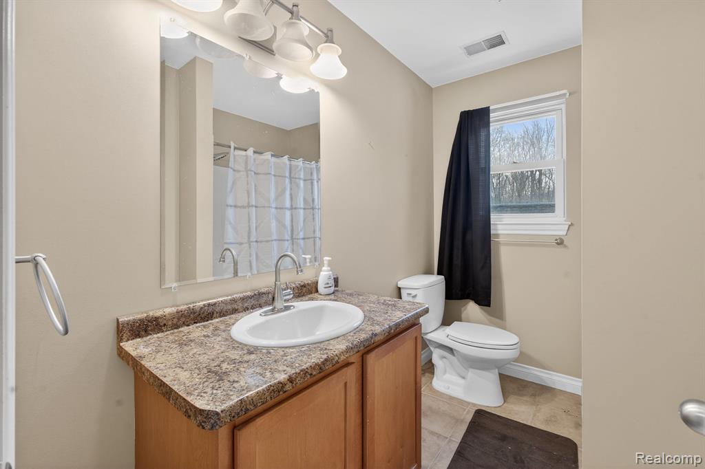 9399 Oakdale Street, Clay, MI 48001 — Photo 17