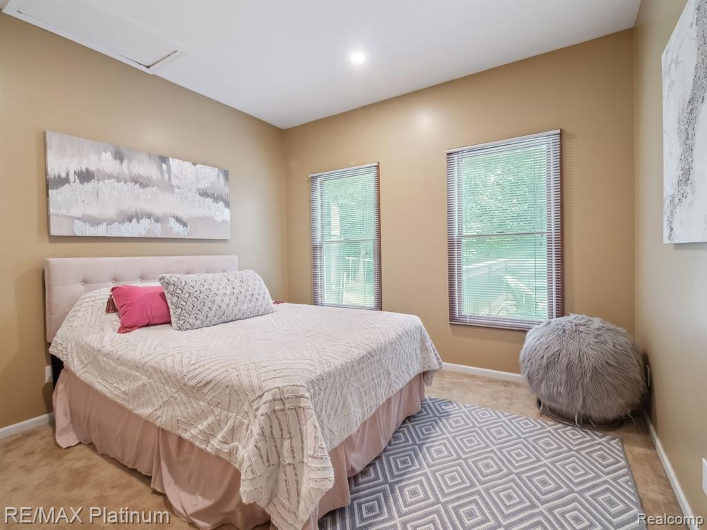 18364 WALNUT Lane, Gregory, MI 48137 — Photo 20