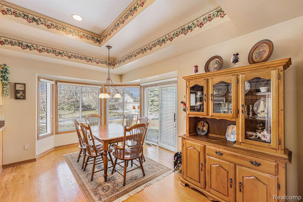 50190 MAGDALINA Drive, Macomb, MI 48044 — Photo 11