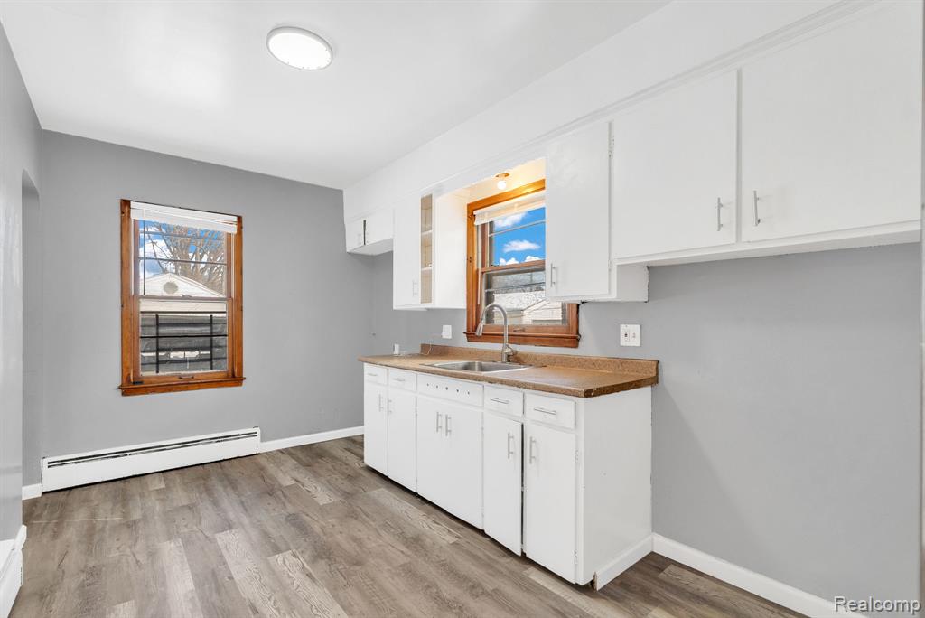 5330 Hereford Street, Detroit, MI 48224 — Photo 12