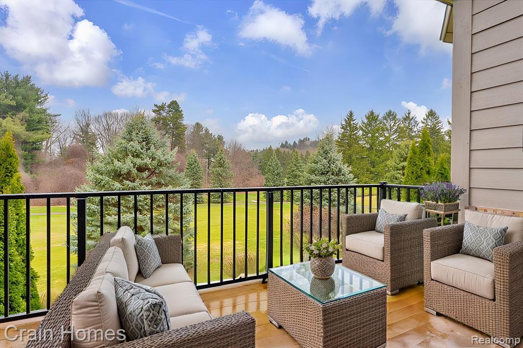 5808 KNOB HILL Circle, Clarkston, MI 48348 — Photo 23
